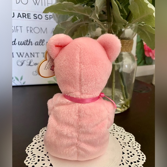 💐 “MOM-E” RETIRED TY BEANIE BABY BEAR. MINT W/MINT TAGS! DATED 2005! APPROX 8”. - Picture 4 of 7